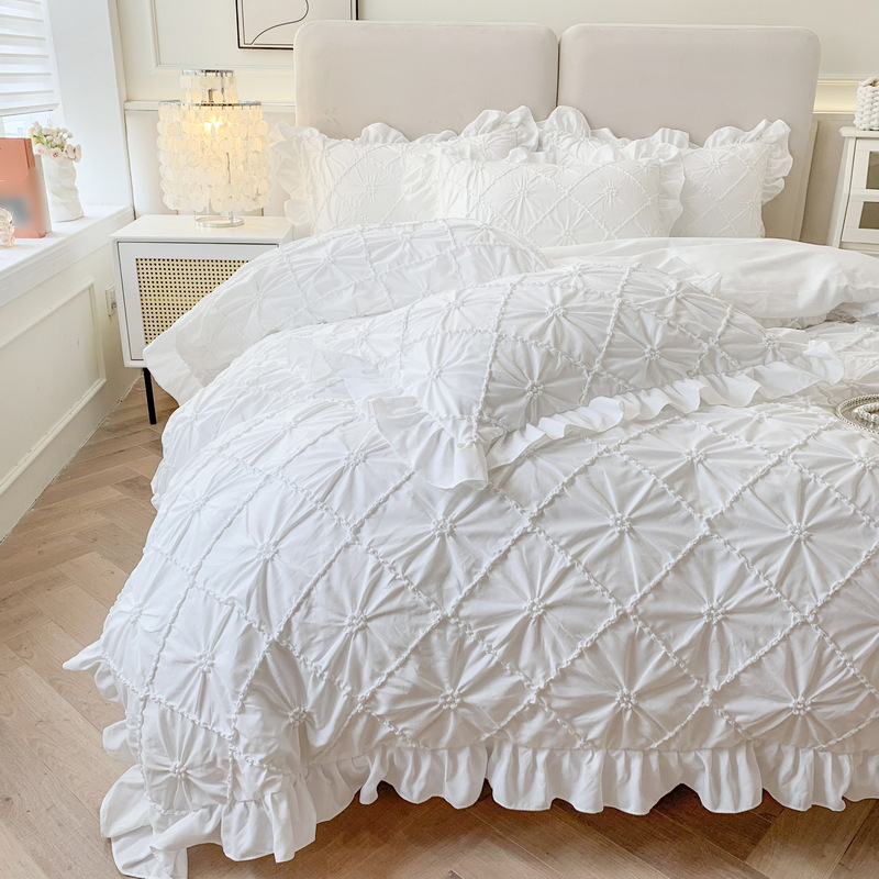 Gėlių gaudymo proceso eksportas. Tarpvalstybinis patalynės komplektas, eksportuojamas į Europą ir Jungtines Valstijas. Populiarus gėlių gaudymo antklodžių užvalkalų komplektas namų tekstilei ir lovai.