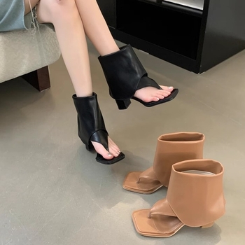 Καλοκαίρι 2024 Νέα niche design γυναικεία σανδάλια με ανοιχτά δάχτυλα και χοντρό τακούνι, διακριτικά, μοντέρνα σανδάλια ψαροκόκαλο σε κορεατικό στιλ