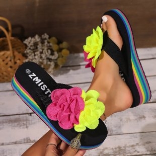 Női nyári felsőruházat flip-flop papucsok 2025-höz Új internetes hírességek alkalmi, sokoldalú, csúszásmentes lapos cipők, flip-flopok, strandszandálok