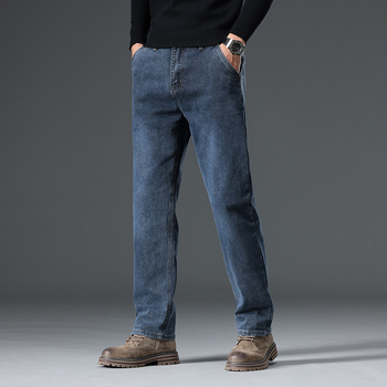 Középkorú új férfi mikroelasztikus farmernadrág 2024 őszi és téli üzleti mikroelasztikus, mindenhez illő, egyszínű nadrág, divatos külső viselet