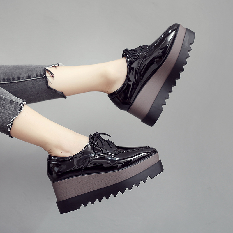 Platform cipők Női 2025 Európa és Amerika Stílusú, Mély Szegélyű, Szögletes Fejű, Fűzős, Magassarkú, Éksarkú, Brit Stílusú