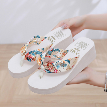 Nyári papucsok női bohém szatén anyagból hétköznapi magas sarkú strandpapucsok etnikai stílusú papucsok