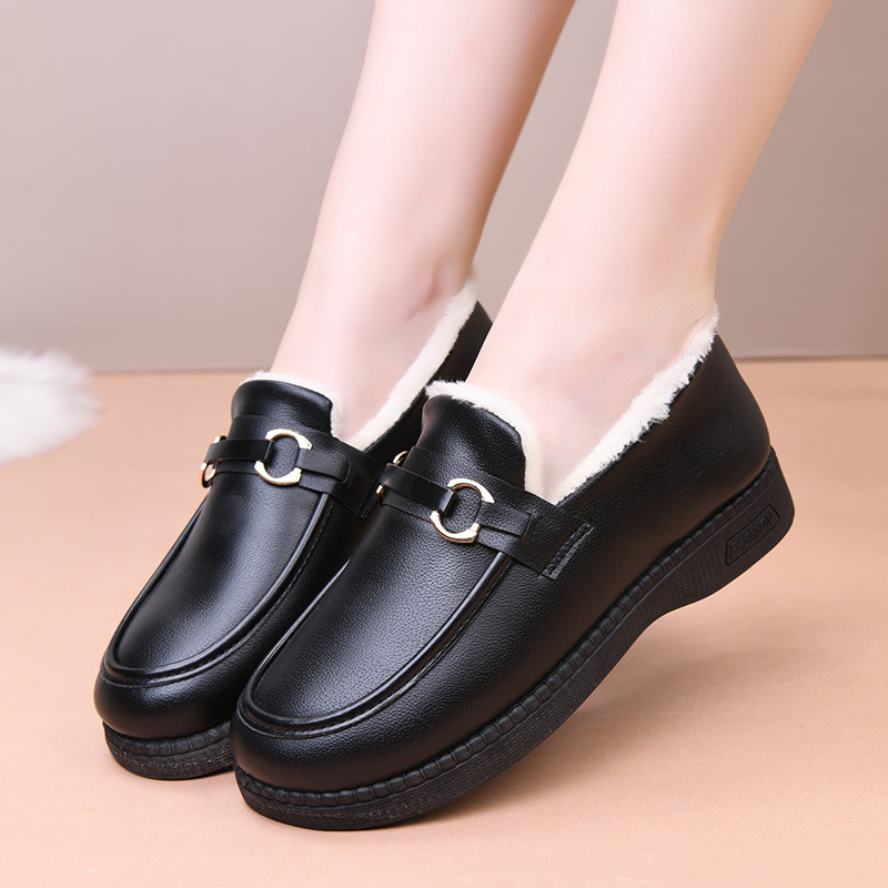2025-ös téli új, hétköznapi bőr pamut csizma középkorú és idős nőknek, bebújós, polár bélésű, vastagított, meleg, vastag talpú bőrcipő