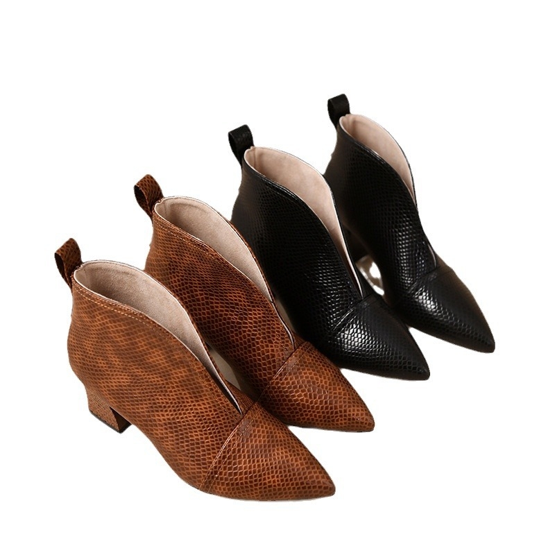 Európai és amerikai hegyes, V-kivágású, lakkbőr bokacsizma, női vastag, magas sarkú, 2023-as őszi és téli új krokodilmintás Martin csizma, karcsúsított, meztelen csizma