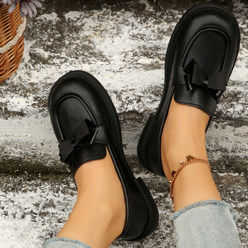 2025 Új Tavaszi és Őszi Puha Talpú Egyszínű Cipők Női masni Retro Vastag Talpú Loafers Brit Stílusú Kis Bőr Cipők Női Vastag Sarkú