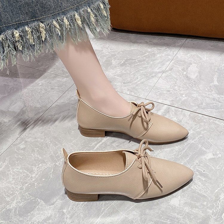 Moteriški didelių dydžių mažų odinių batelių komplektas, 2024 m., korėjietiško stiliaus, smailiomis nosimis, užsegami, negilūs kvadratiniai kulnai