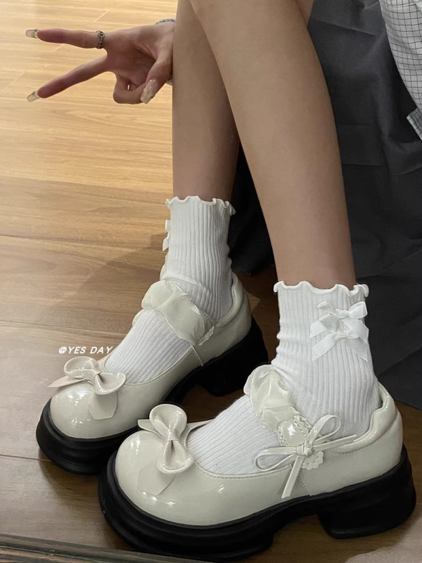 2025-ös masnis japán stílusú kis bőr női cipő, fekete, szoknyával, Mary Jane cipő, női cipők, brit stílusú retró