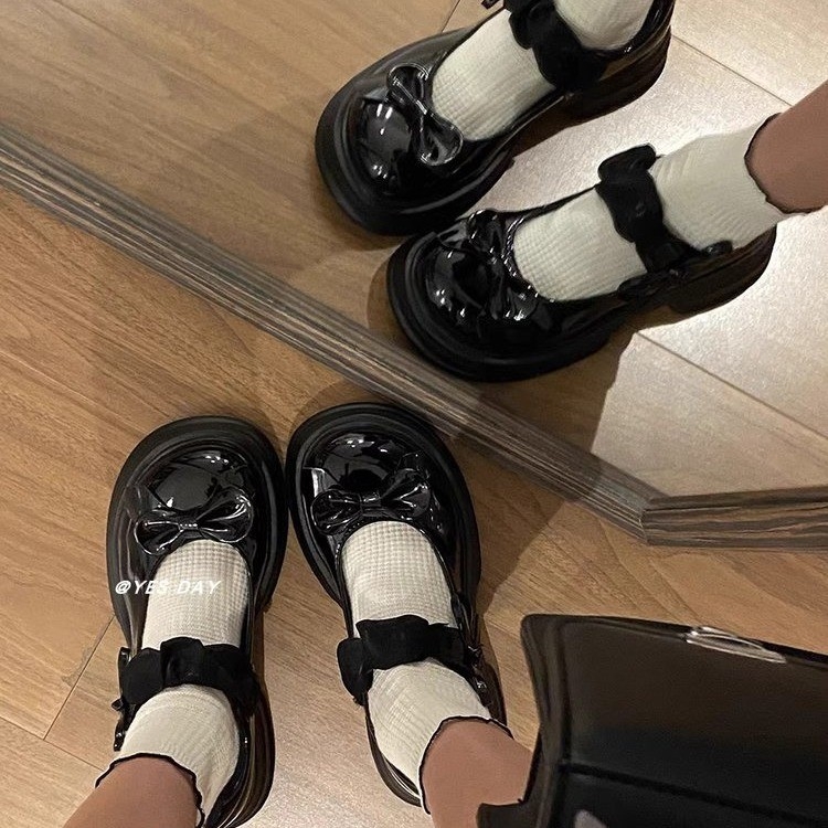 2025-ös masnis japán stílusú kis bőr női cipő, fekete, szoknyával, Mary Jane cipő, női cipők, brit stílusú retró