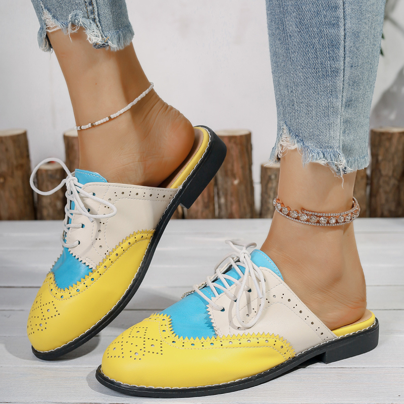 Határokon átnyúló külkereskedelem Új stílusú Baotou fűzős félpapucs Női európai és amerikai divat Retro Brock faragott színben illő szandálok és papucsok