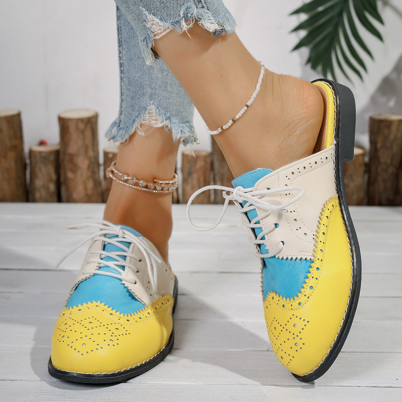 Határokon átnyúló külkereskedelem Új stílusú Baotou fűzős félpapucs Női európai és amerikai divat Retro Brock faragott színben illő szandálok és papucsok