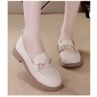 2024 Tavasz és Ősz Új valódi bőr munkacipő Női brit stílusú, puha talpú, csúszásgátló, mokaszinos, női egyrészes cipő