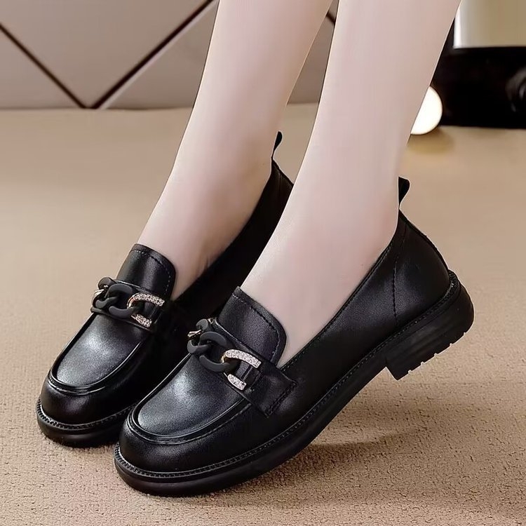 2024 Tavasz és Ősz Új valódi bőr munkacipő Női brit stílusú, puha talpú, csúszásgátló, mokaszinos, női egyrészes cipő
