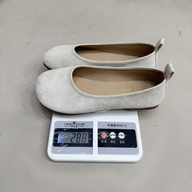 2025 m. nauji retro stiliaus maži apvalūs bateliai plokščiais kraštais moterims, pavasariniai užsegami, negilūs, universalūs minkšto padu bateliai močiutei moterims