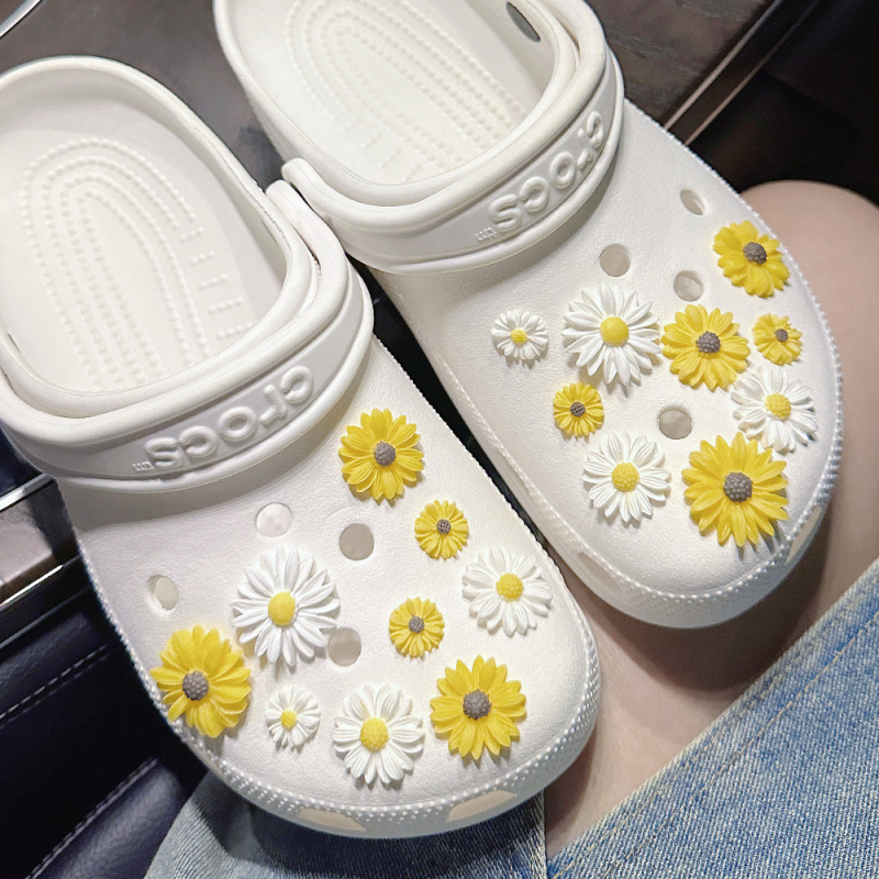 Šviežių ramunėlių skylučių batų aksesuarai batų gėlės kryželio dekoratyvinės sagties aksesuarai batų sagties dervos skylutė batų sagtis