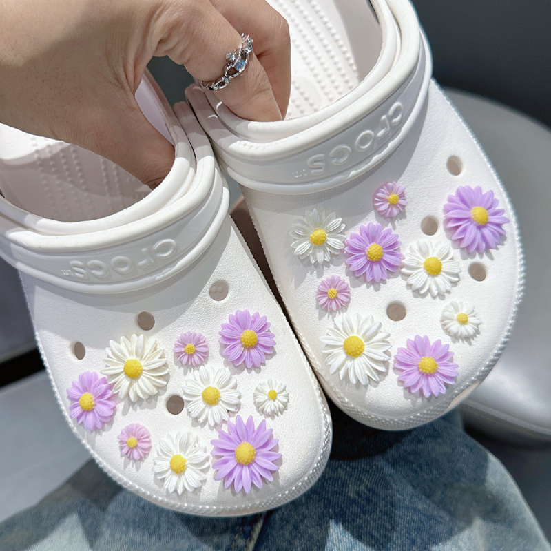 Šviežių ramunėlių skylučių batų aksesuarai batų gėlės kryželio dekoratyvinės sagties aksesuarai batų sagties dervos skylutė batų sagtis