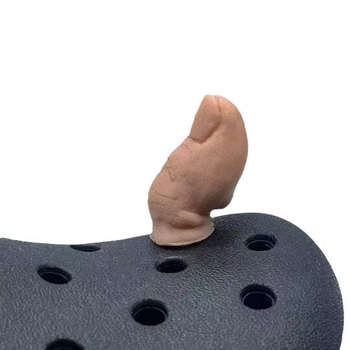 Piiriülene populaarne suure varba krokodillvõlu suure varba krokodillvõlu naljakas puukingade kaunistus müügiks valmis