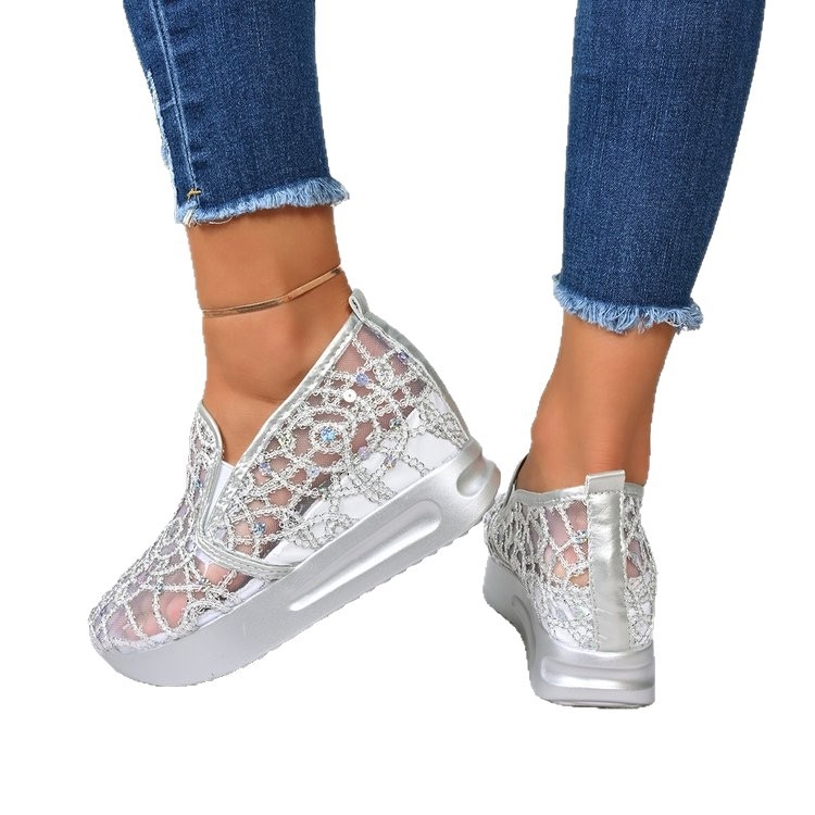 Vasaros nauji laisvalaikio batai, pleišto formos kulnas, storapadis, užsegami batai, tinklelis, kvėpuojantys, blizgučiai, eksportuojami dideliais dydžiais, tinklelio moteriški batai