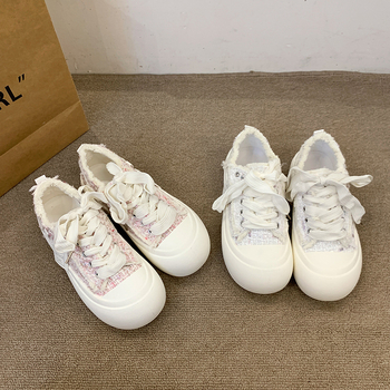 Xiaoxiangfeng Λευκά Γυναικεία Παπούτσια Υψηλής Ποιότητας All-Match με Χοντρή Σόλα και Μεγάλα Δάχτυλα, Νέα Παπούτσια από Καμβά για Άνοιξη 2025