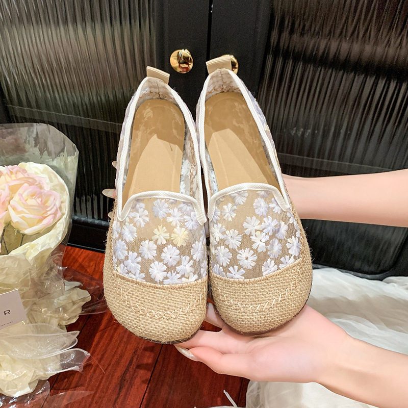 Baotou félig csúszásmentes női felsőruházat 2025 nyári új divatos hálós, lélegző, félig csúszásmentes cipő vastag talpú halászszandálokkal