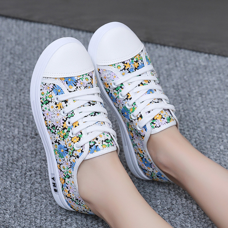 2025 m. pavasario ir vasaros nauji drobiniai moteriški batai, kvėpuojantys madingi sportiniai ir laisvalaikio batai, universalūs plokščiapadžiai studentų medžiaginiai batai moterims