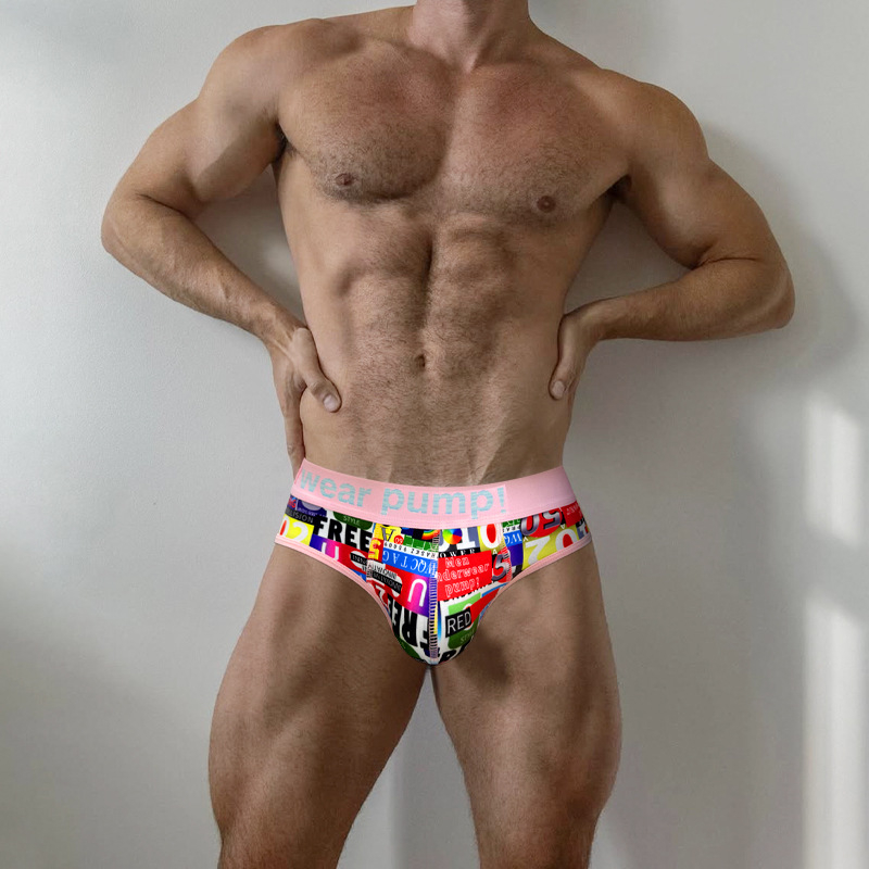 Vyriški vasariniai ploni grafiti spaudos trikampio formos apatiniai, madingi, žemo juosmens, kvėpuojantys, vientisi, siuntimo būdu pristatomi apatiniai.