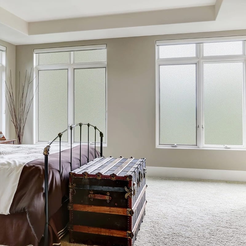 Isekleepuvad mattklaasist kleebised kontorisse, vannituppa, piilumiskindlasse tualetti, läbipaistvasse läbipaistmatusse klaaskile, hulgimüük