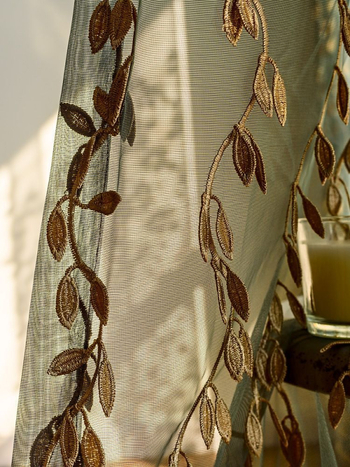 Auksinio lapo siuvinėtas tamsiai žalias kreminis šešėliuotas langų ekranas modernus vintažinis naujas kinų stiliaus svetainės balkono langų užuolaidos