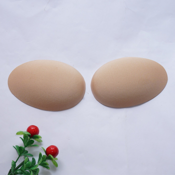 Vyrams skirti padidinti krūtinės raumenys. Silikoninės vyriškos krūtinės pagalvėlės.