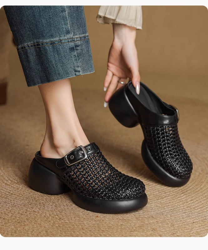 Vintažinio stiliaus siuvinėtos diržo sagtimi su tuščiavidurėmis nosimis moteriškos šlepetės su diržo sagtimi, naujos, vasarinės, storu kulnu, storu apačia, viduriniu kulnu, austos, pusšlepetės su skylutėmis