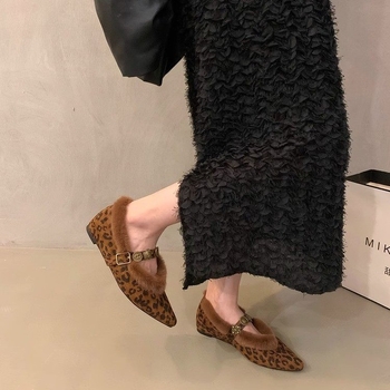 Γαλλικά παπούτσια από γούνινο βαμβάκι για αύξηση ύψους, φθινοπωρινά και χειμερινά, γυναικεία παπούτσια, νέα βραδινά παπούτσια Mary Jane με μυτερή μύτη, σε στιλ λεοπάρ