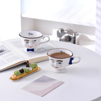 Loominguline retro näoga vibu paaritassi kontorikohvipiima keraamiline kruus