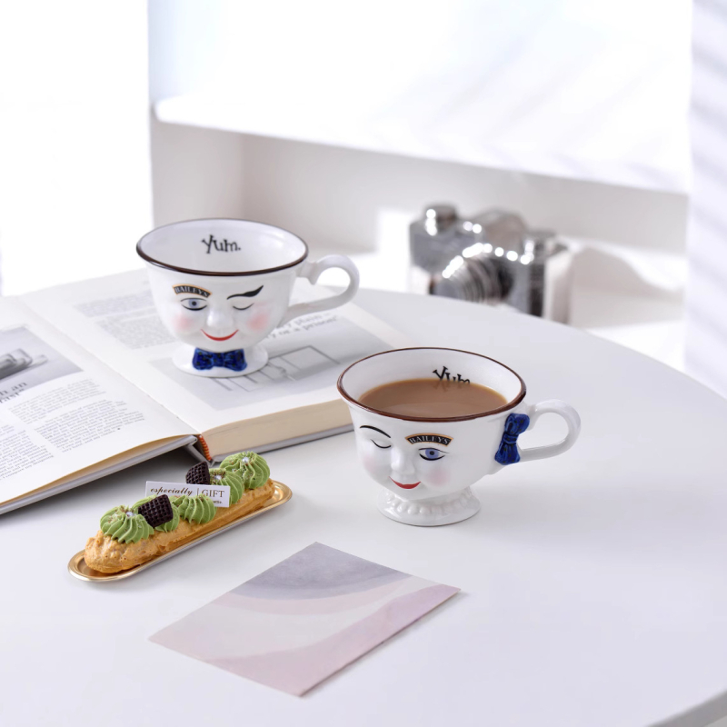 Loominguline retro näoga vibu paaritassi kontorikohvipiima keraamiline kruus