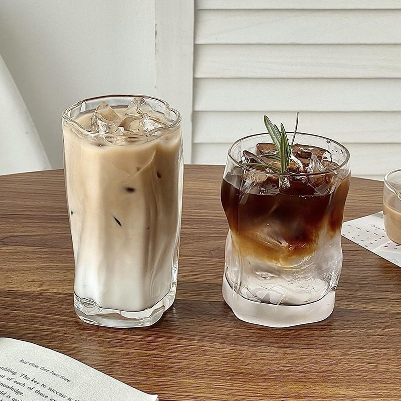 Netaisyklingo pasukimo puodelio stiliaus buitinis ledinis amerikietiškas kavos puodelis „Latte“ puodelis stiklinis vandens puodelis interneto įžymybių gėrimų puodelių didmeninė prekyba