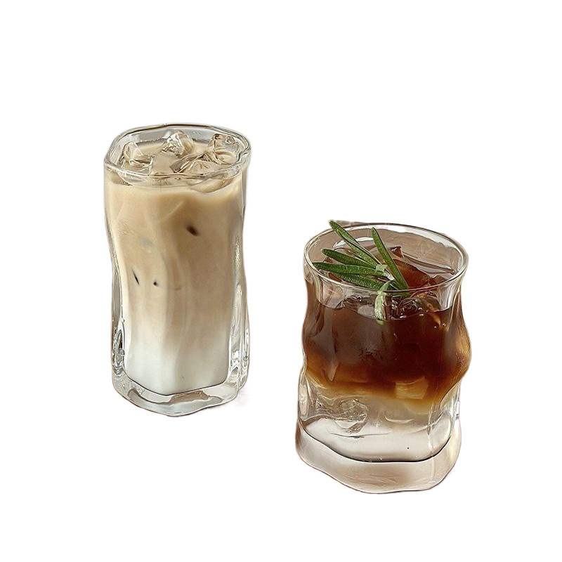 Netaisyklingo pasukimo puodelio stiliaus buitinis ledinis amerikietiškas kavos puodelis „Latte“ puodelis stiklinis vandens puodelis interneto įžymybių gėrimų puodelių didmeninė prekyba