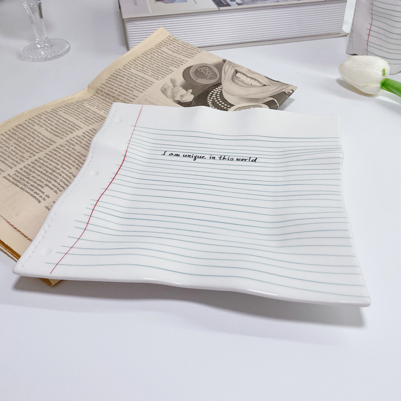 Ebakorrapärane retro keraamiline taldrik, käsitsi sõtkumiseks mõeldud inglise joogivesi, kõrge värviväärtusega piimakann, hommikusöögi loominguline veekruus