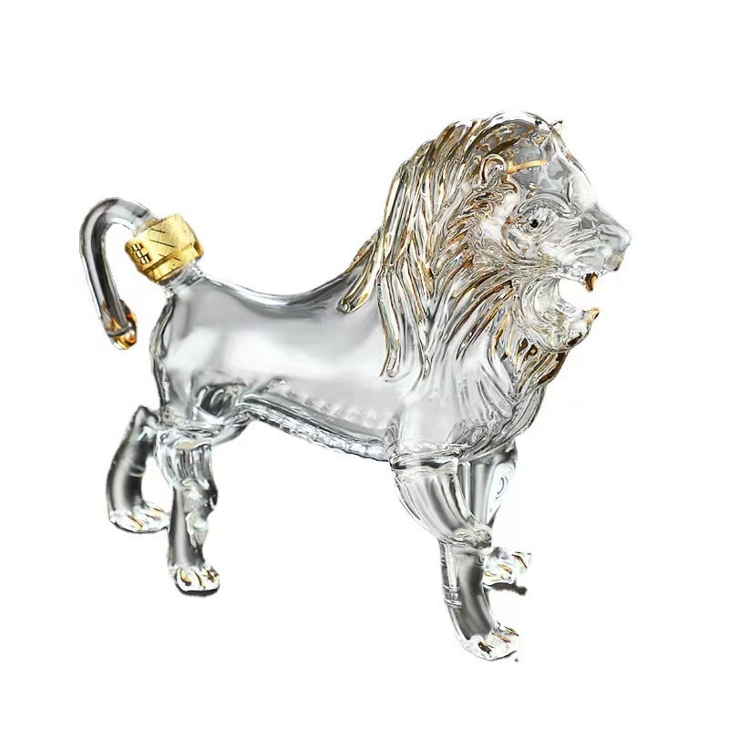 Boca vina s lavom, visoko borosilikatno staklo, kreativna boca vina u obliku lava s životinjskim motivom, kapacitet 750 ml, umjetno puhano vino