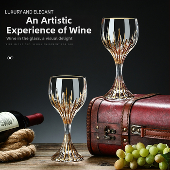 Kerge luksuslik kuldne veiniklaas Euroopa stiilis vintage kristallklaasist pokaal kinkekarbis kolimise kinkekarbis kristallveiniklaaside komplekt