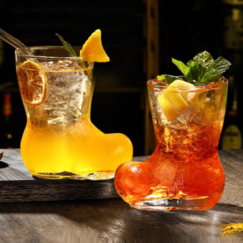 Juokingas alaus bokalas batams stiklinis puodelis internetas raudonas kūrybingas permatomas sulčių gėrimo puodelis šaltas gėrimas krištolinių batų puodelis