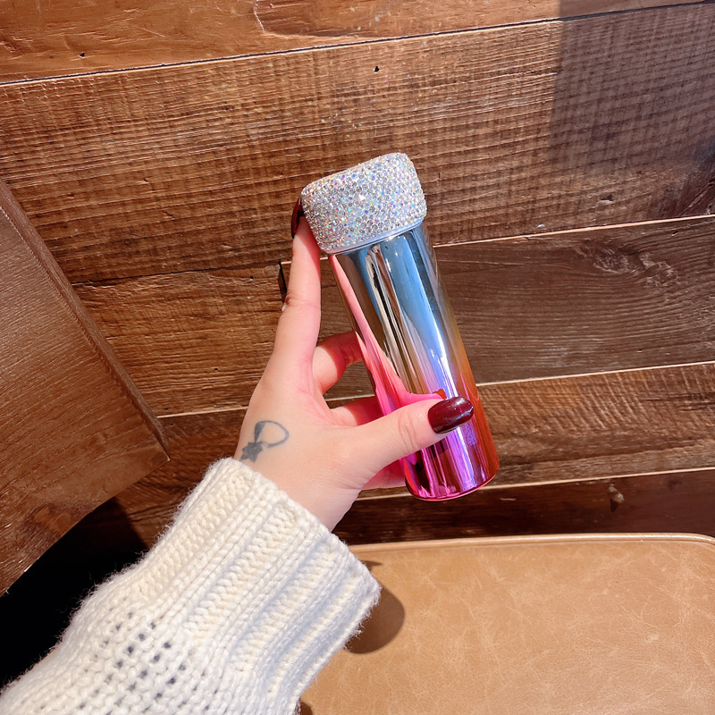 Värviline mini termoskruus, kõrge värviväärtusega roostevabast terasest teemanttaskuga, internetikuulsuste õpilaste kaasaskantav vikerkaarekruus