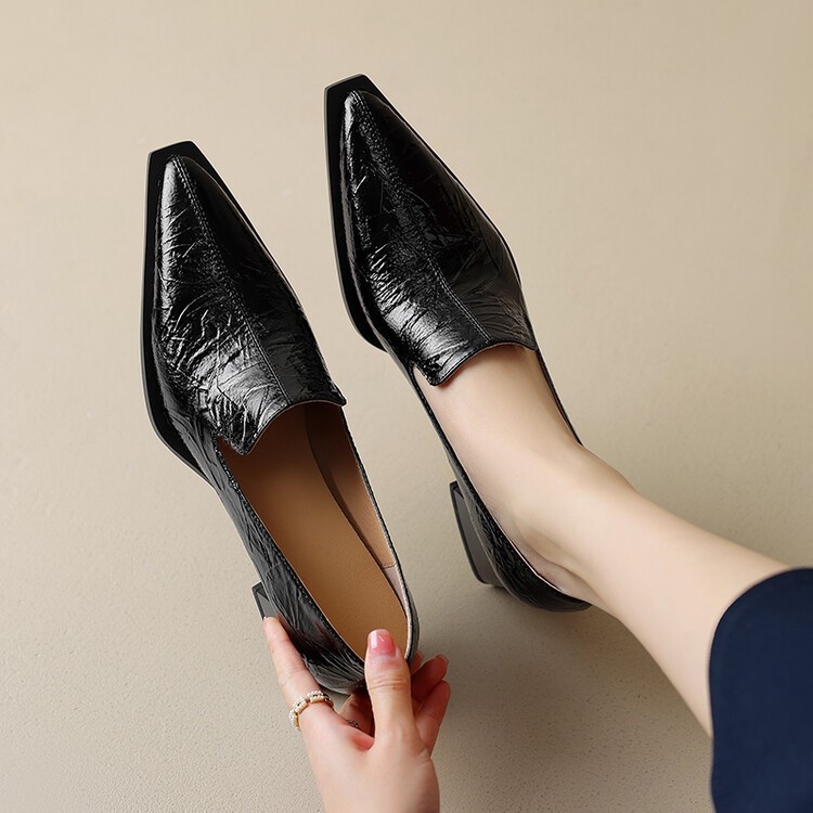 sidabriniai smailiomis nosimis vieno sluoksnio bateliai moteriški rudens gilios nosies aukštakulniai storu kulnu britiško stiliaus maži odiniai bateliai vieno sluoksnio bateliai žemakulniai bateliai