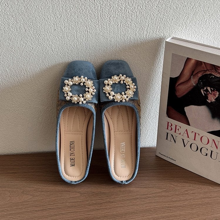 2025 m. vasaros nauja korėjietiška rankinės formos šlepečių versija moterims, avinčioms kvadratinę galvutę, perlų apvalią sagtį, pedalus, „Mueller“ batai, urmu