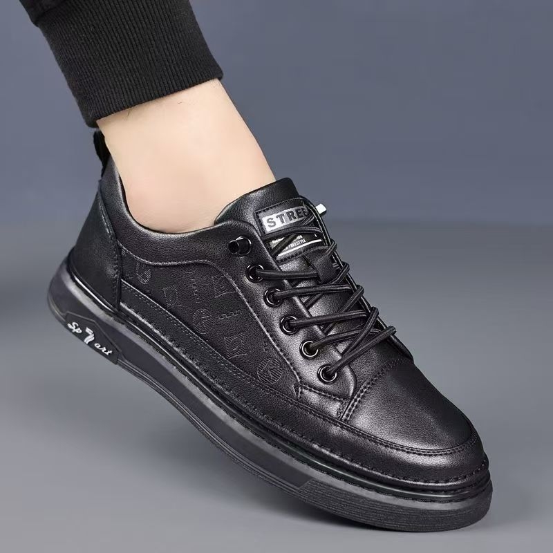 Natūralios odos 2024 m. vasaros balti sportbačiai vyrams laisvalaikio batai madingi universalūs sportiniai sportbačiai kvėpuojantys karvės odos batai vyrams patogūs