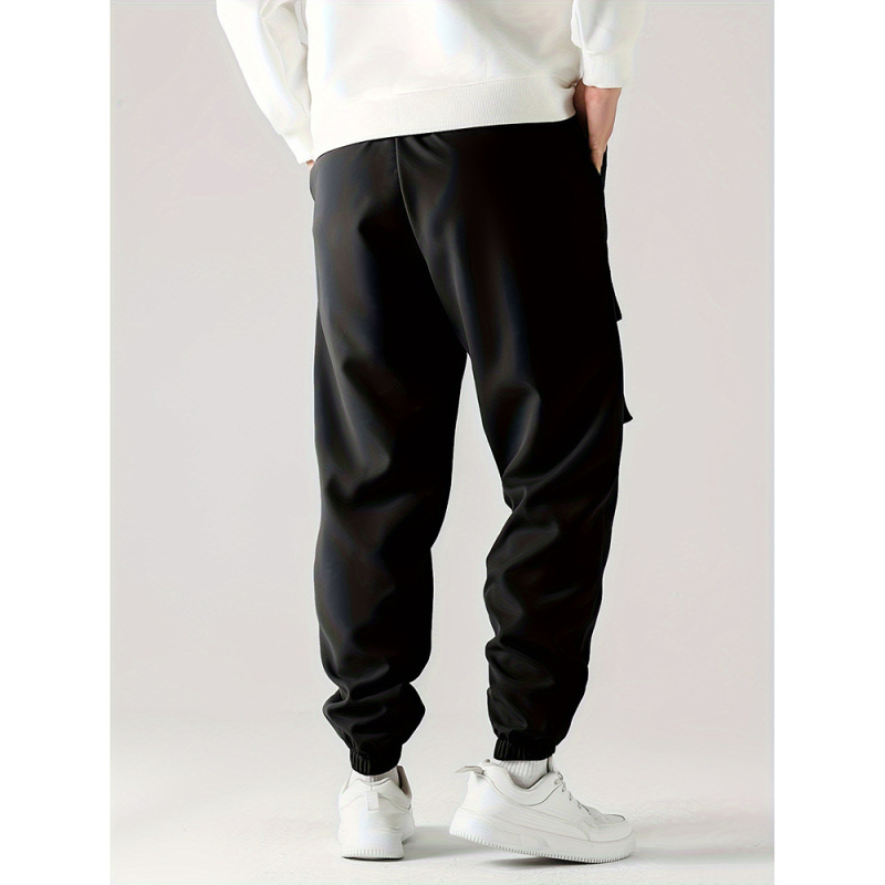 Határokon átnyúló európai méretű export 2025 új lezser nadrág férfi 2025 laza lábszárkötős funkcionális divatos márkás sport cargo nadrág