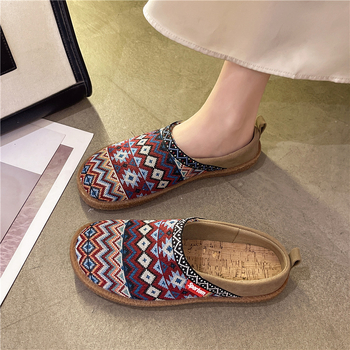Etnikai stílusú szövetpapucsok Női 2025 tavaszi és nyári új vászon hétköznapi szövetcipők lapos talpú félcipők