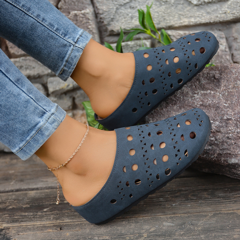 Nyári új vastagtalpú papucsok, külkereskedelmi nagyméretű, határokon átnyúló Baotou üreges lyukú cipők, divatos Birkenstock szandálok külső viseletre