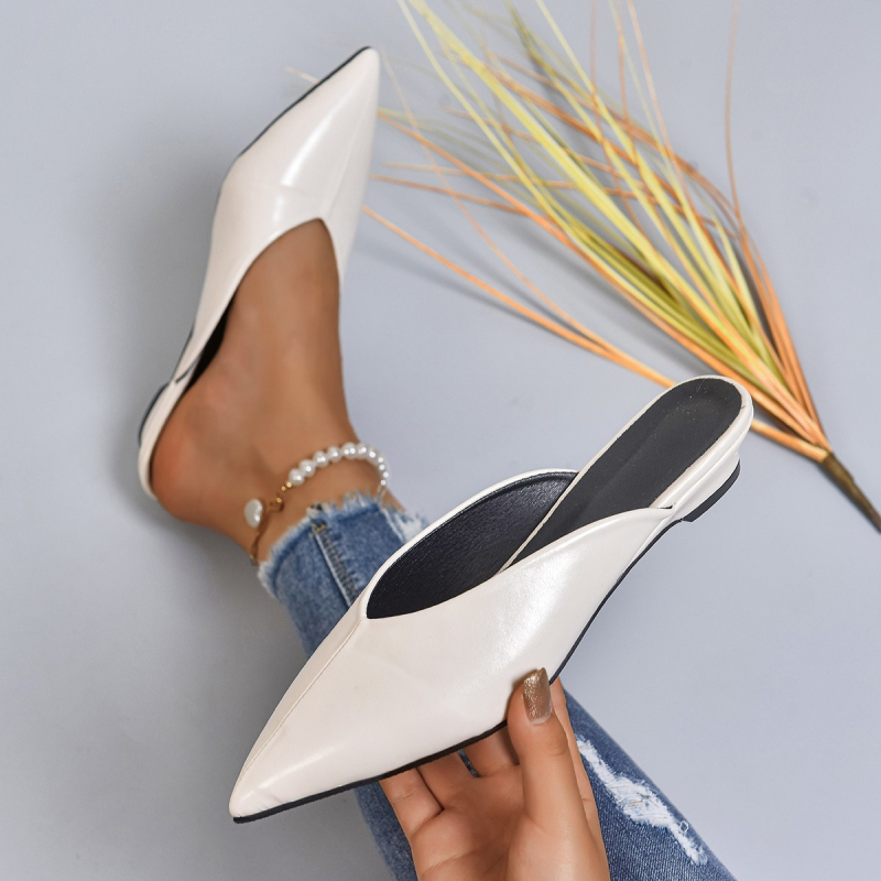 Plius dydžio 2025 m. naujos vasaros stiliaus „Baotou“ šlepetės smailiais pirštais, viršutiniai drabužiai, plokščiapadžiai, žemo kulno, užmaunami, tingūs sandalai moterims