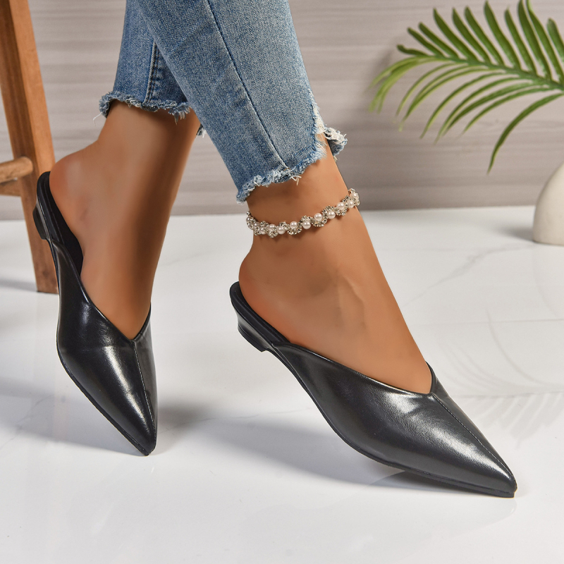 Plius dydžio 2025 m. naujos vasaros stiliaus „Baotou“ šlepetės smailiais pirštais, viršutiniai drabužiai, plokščiapadžiai, žemo kulno, užmaunami, tingūs sandalai moterims