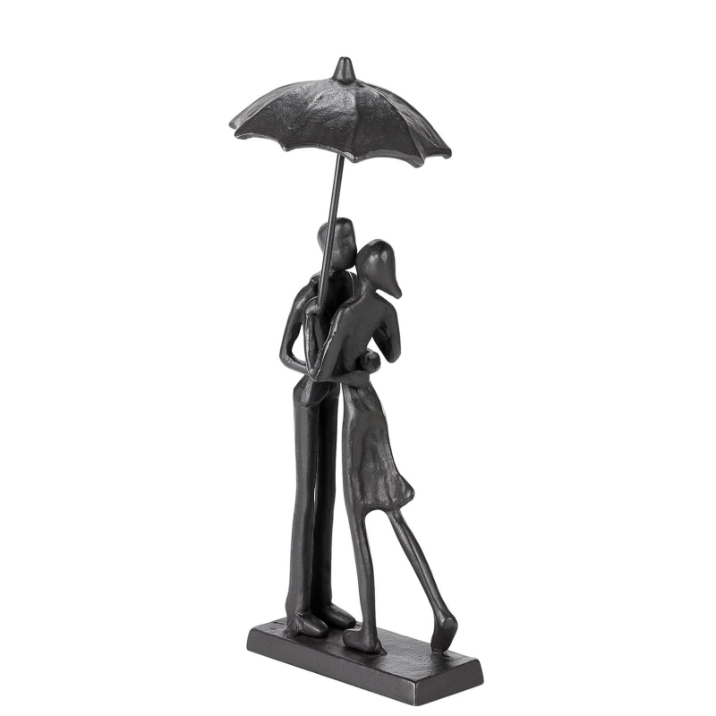 Cadou original de Ziua Îndrăgostiților, statuie metalică pentru cuplu care se sărută sub umbrelă, ornamente retro europene și americane din fontă, decor