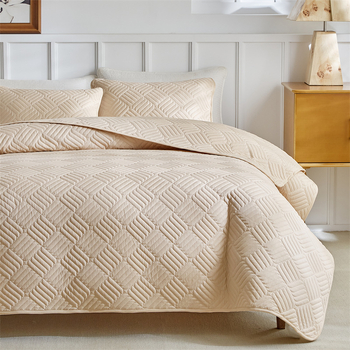 „CrossBorder“ namų tekstilės „Tianzi Grids“ grynos spalvos lovos užtiesalų trijų dalių komplektas visiems metų laikams. Eksportas. Vienspalviai dygsniuoti paklodės su geometriniais raštais.