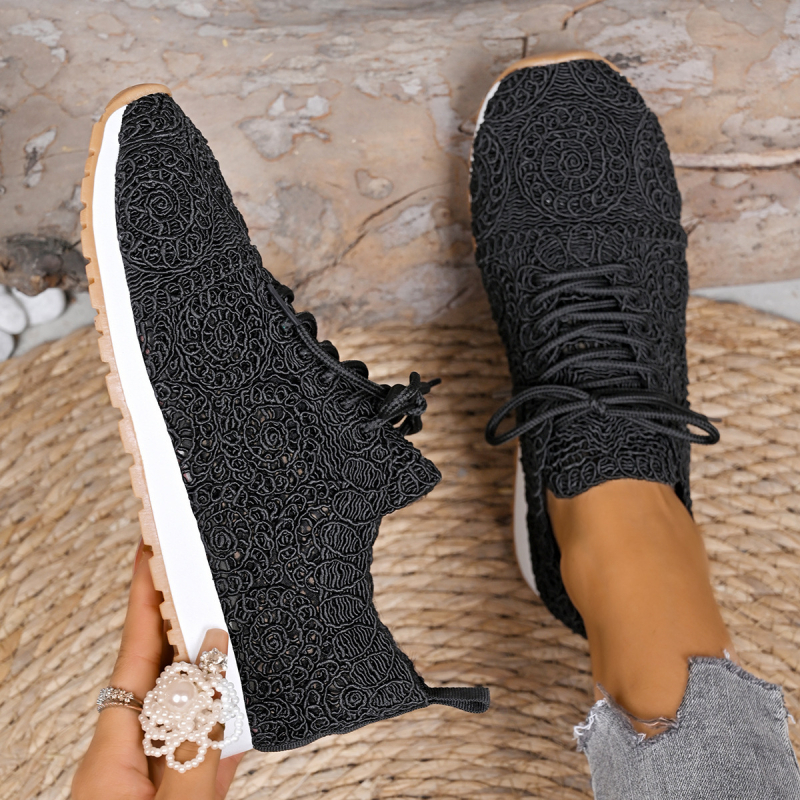 Európai és amerikai export nagy méretű 2025 tavaszi új tiszta színű hálós sport- és szabadidős női cipők sekély szájú lapos talpú kerek orrú határokon átnyúló